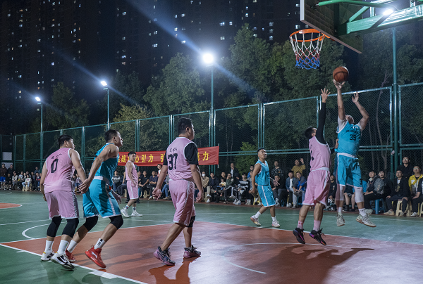 2024-2025賽季NBA常規(guī)賽火箭vs獨(dú)行俠，獨(dú)行俠主場(chǎng)迎戰(zhàn)火箭?；鸺?場(chǎng)比賽取得0勝3負(fù)；獨(dú)行俠近期3場(chǎng)比賽取得1勝2負(fù)。火箭vs獨(dú)行俠大小分預(yù)測(cè)數(shù)據(jù)詳情解析：